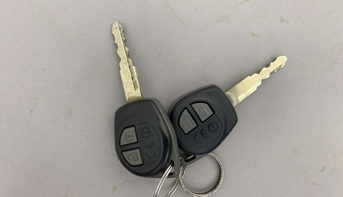 2018 Maruti Dzire VXI, Petrol, Manual, 36,677 km, Key Close Up