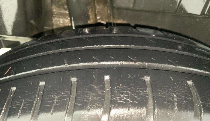 2018 Maruti Dzire VXI, Petrol, Manual, 36,677 km, Right Rear Tyre Tread