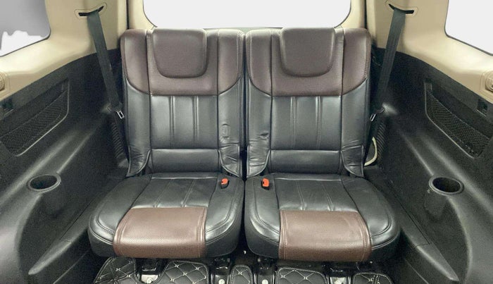 2013 Mahindra XUV500 W8, Diesel, Manual, 66,342 km, Third Seat Row ( optional )