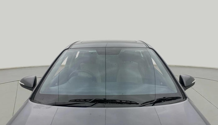 2019 Hyundai Verna 1.6 VTVT SX + AT, Petrol, Automatic, 46,076 km, Front Windshield