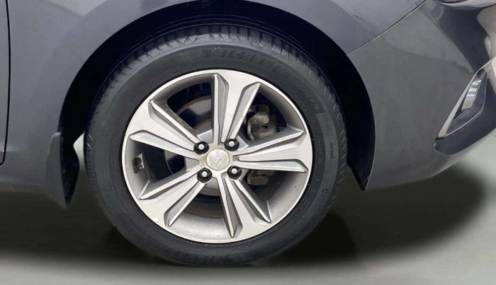2019 Hyundai Verna 1.6 VTVT SX + AT, Petrol, Automatic, 46,076 km, Right Front Wheel