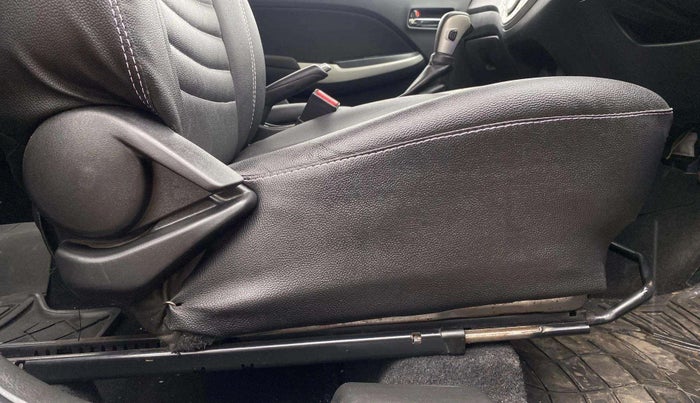 2016 Maruti Baleno DELTA CVT PETROL 1.2, Petrol, Automatic, 88,722 km, Driver Side Adjustment Panel