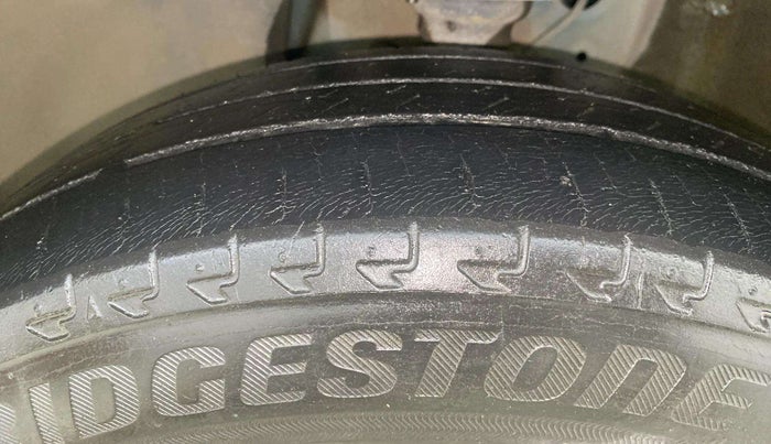 2021 Maruti IGNIS ALPHA 1.2 AMT, Petrol, Automatic, 16,360 km, Left Front Tyre Tread