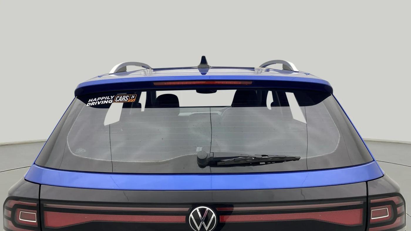 2023 Volkswagen TAIGUN HIGHLINE 1.0 TSI MT, Petrol, Manual, 11,988 km, Rear Windshield