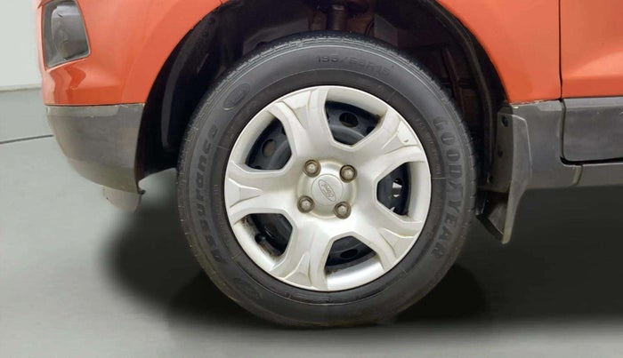 2015 Ford Ecosport TREND 1.5L PETROL, Petrol, Manual, 1,10,871 km, Left Front Wheel