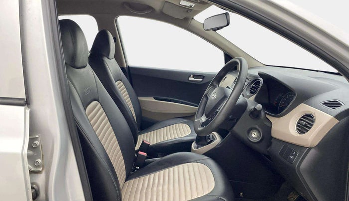 2015 Hyundai Grand i10 SPORTZ 1.2 KAPPA VTVT, Petrol, Manual, 23,611 km, Right Side Front Door Cabin