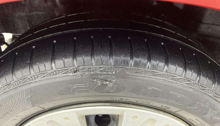 2012 Honda Brio S(O) MT, Petrol, Manual, 45,233 km, Right Rear Tyre Tread