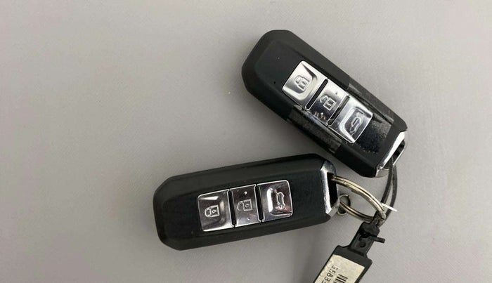 2020 MG HECTOR PLUS SHARP 2.0 DIESEL TURBO MT 6-STR, Diesel, Manual, 58,261 km, Key Close Up