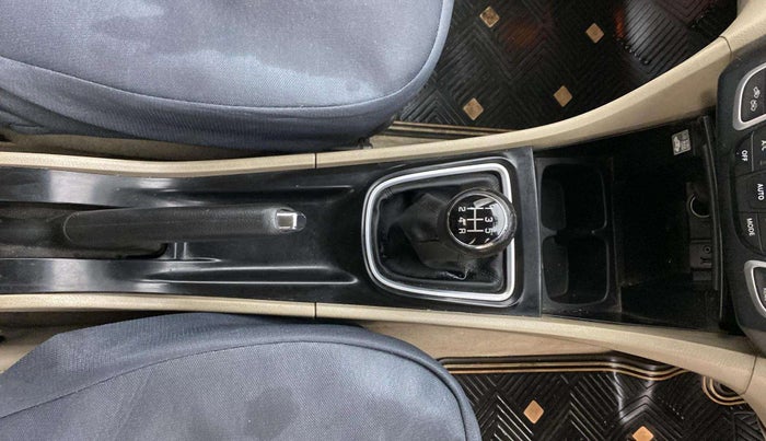 2017 Maruti Ciaz ALPHA 1.4 PETROL, Petrol, Manual, 65,073 km, Gear Lever