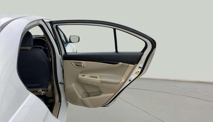 2017 Maruti Ciaz ALPHA 1.4 PETROL, Petrol, Manual, 65,073 km, RHS Rear Door