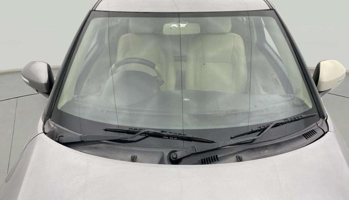 2013 Maruti Swift Dzire VXI, Petrol, Manual, 1,00,372 km, Front Windshield