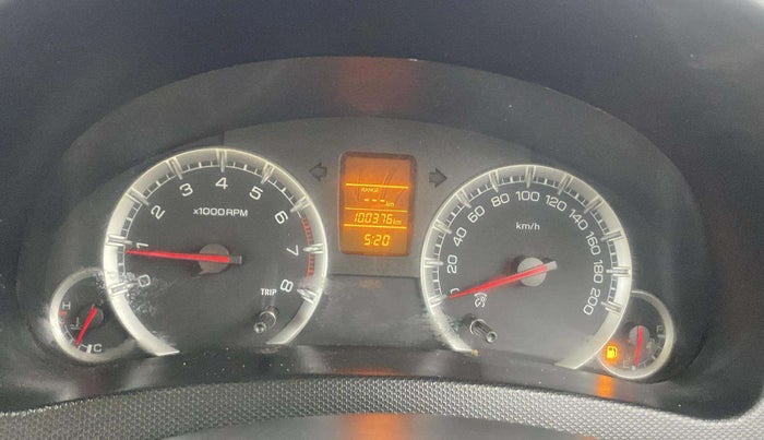 2013 Maruti Swift Dzire VXI, Petrol, Manual, 1,00,372 km, Odometer Image