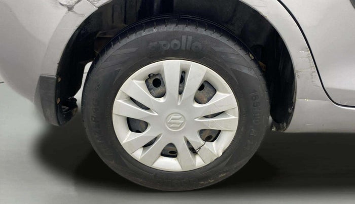 2013 Maruti Swift Dzire VXI, Petrol, Manual, 1,00,372 km, Right Rear Wheel