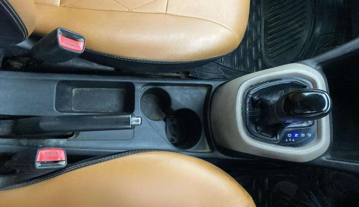 2016 Hyundai Grand i10 ASTA AT 1.2 KAPPA VTVT, Petrol, Automatic, 1,04,253 km, Gear Lever