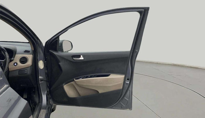 2016 Hyundai Grand i10 ASTA AT 1.2 KAPPA VTVT, Petrol, Automatic, 1,04,253 km, RHS Front Door