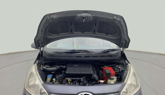 2016 Hyundai Grand i10 ASTA AT 1.2 KAPPA VTVT, Petrol, Automatic, 1,04,253 km, Open Bonet