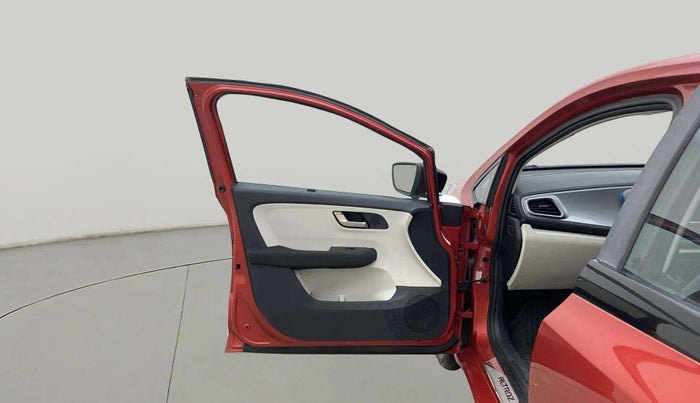 2022 Tata ALTROZ XZ PLUS PETROL, Petrol, Manual, 19,677 km, LHS Front Door