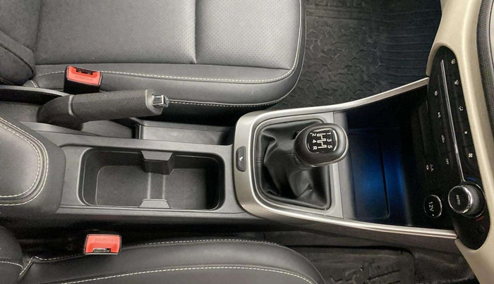 2022 Tata ALTROZ XZ PLUS PETROL, Petrol, Manual, 19,677 km, Gear Lever