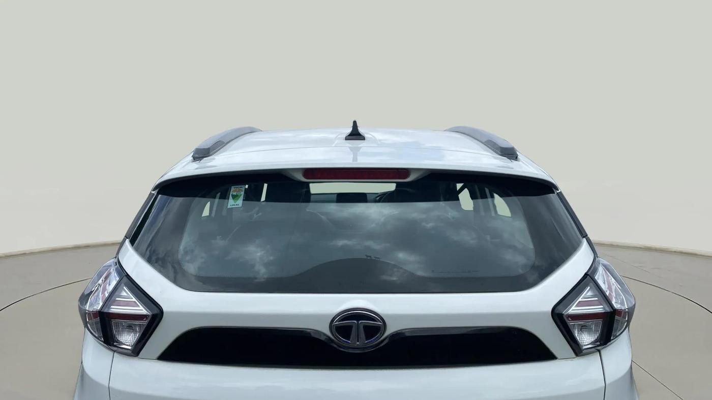 2023 Tata NEXON XM PLUS SUNROOF PETROL, Petrol, Manual, 10,789 km, Rear Windshield