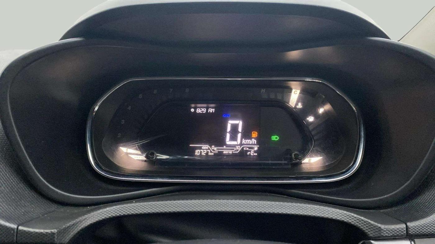 2023 Tata NEXON XM PLUS SUNROOF PETROL, Petrol, Manual, 10,789 km, Odometer Image