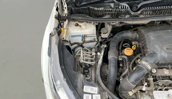 2023 Tata NEXON XM PLUS SUNROOF PETROL, Petrol, Manual, 10,720 km, Engine View - Right