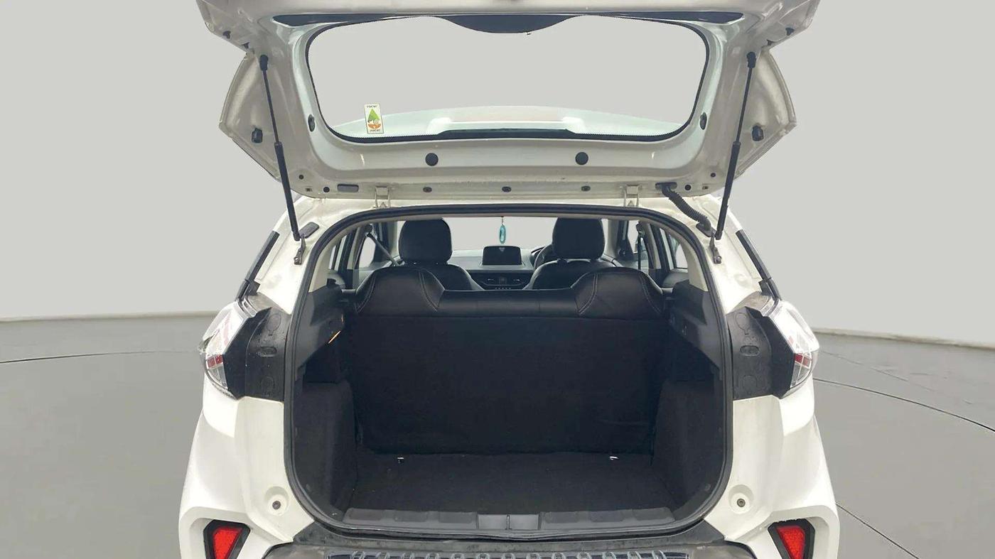 2023 Tata NEXON XM PLUS SUNROOF PETROL, Petrol, Manual, 10,789 km, Boot Inside