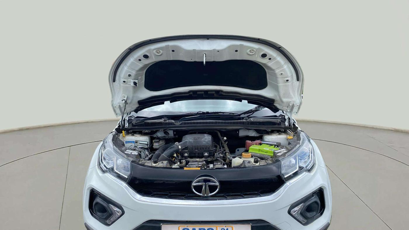 2023 Tata NEXON XM PLUS SUNROOF PETROL, Petrol, Manual, 10,789 km, Open Bonet