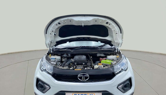 2023 Tata NEXON XM PLUS SUNROOF PETROL, Petrol, Manual, 10,720 km, Open Bonet
