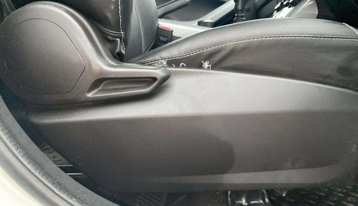 2023 Tata NEXON XM PLUS SUNROOF PETROL, Petrol, Manual, 10,720 km, Driver Side Adjustment Panel