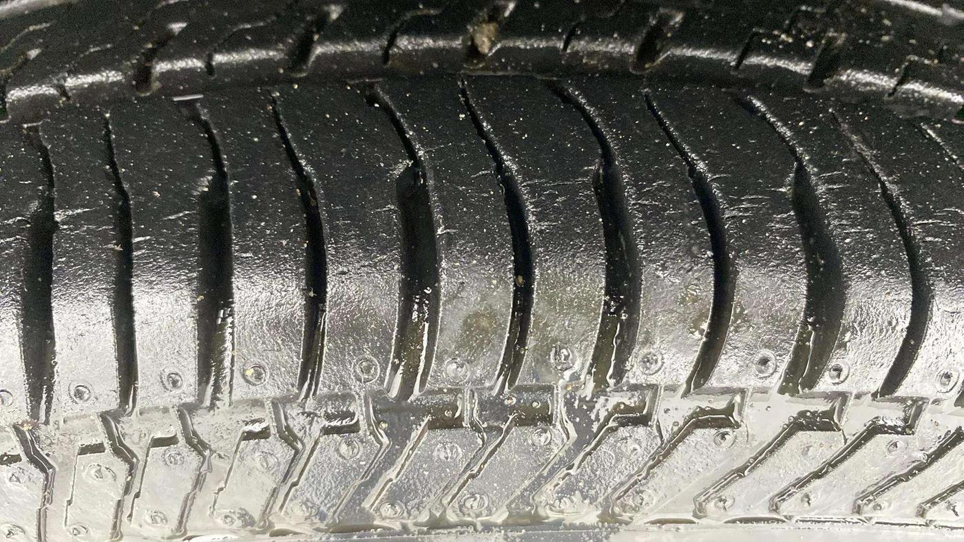 2013 Nissan Sunny XL, Petrol, Manual, 51,413 km, Left Front Tyre Tread