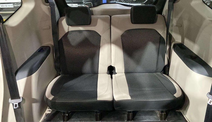 2021 Renault TRIBER RXZ, Petrol, Manual, 43,485 km, Third Seat Row ( optional )