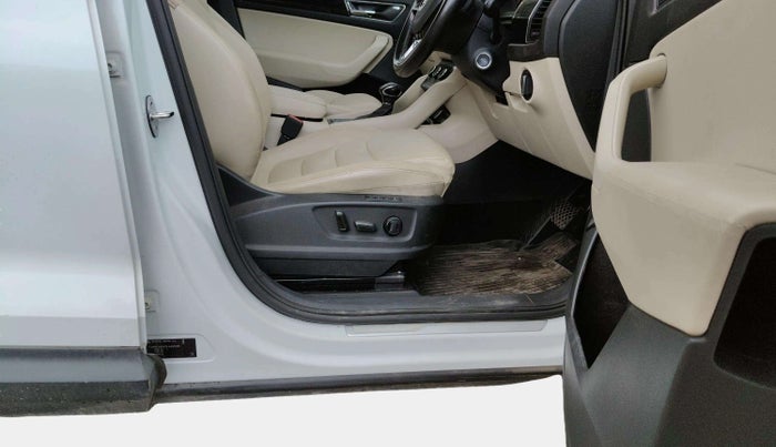 2019 Skoda Kodiaq STYLE 2.0 TDI 4X4 AT, Diesel, Automatic, 75,213 km, Driver Side Adjustment Panel