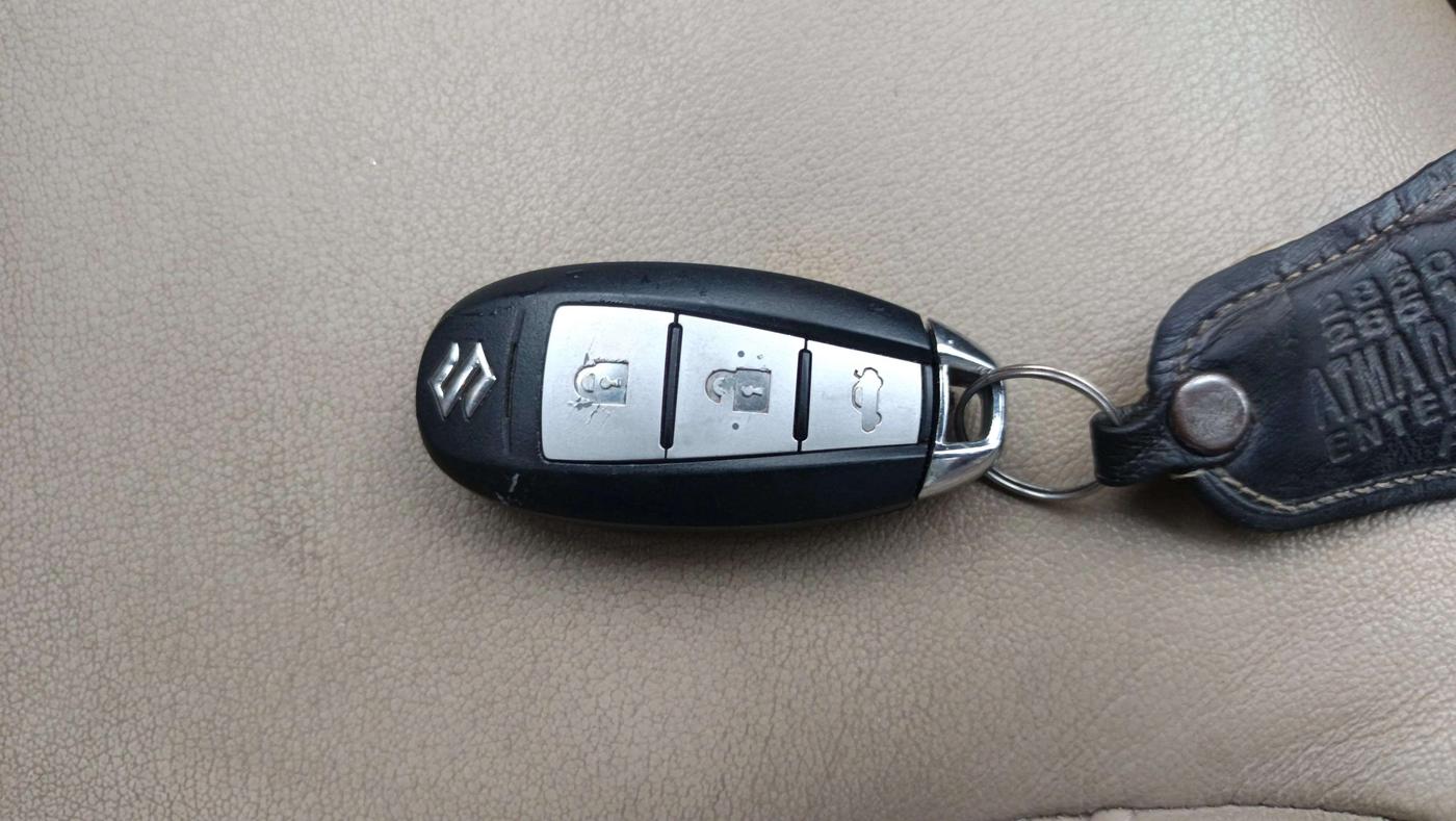 2019 Maruti Ciaz ALPHA  AT 1.5 SHVS PETROL, Petrol, Automatic, 55,472 km, Key Close Up
