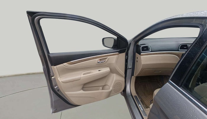 2019 Maruti Ciaz ALPHA  AT 1.5 SHVS PETROL, Petrol, Automatic, 55,472 km, LHS Front Door