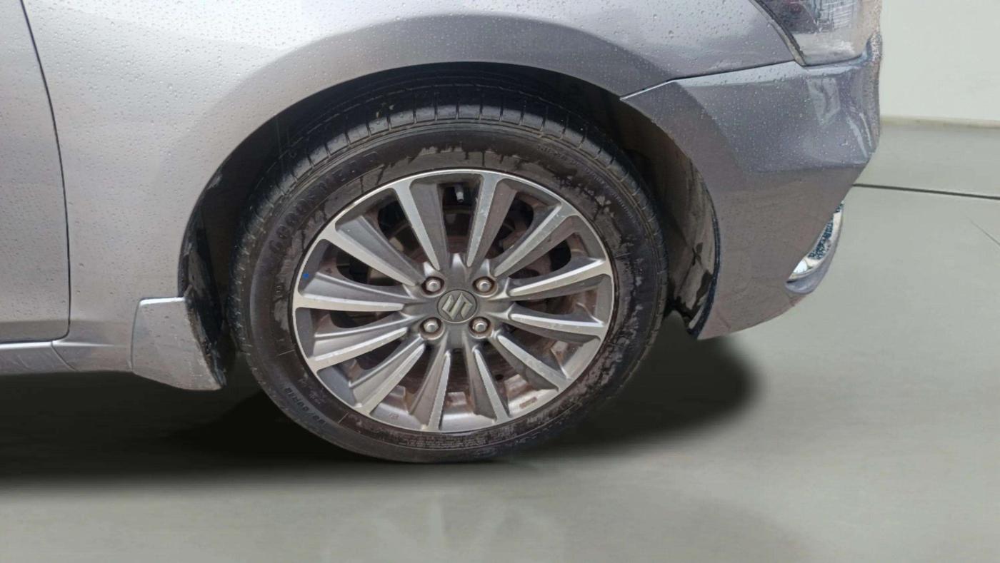 2019 Maruti Ciaz ALPHA  AT 1.5 SHVS PETROL, Petrol, Automatic, 55,472 km, Right Front Wheel