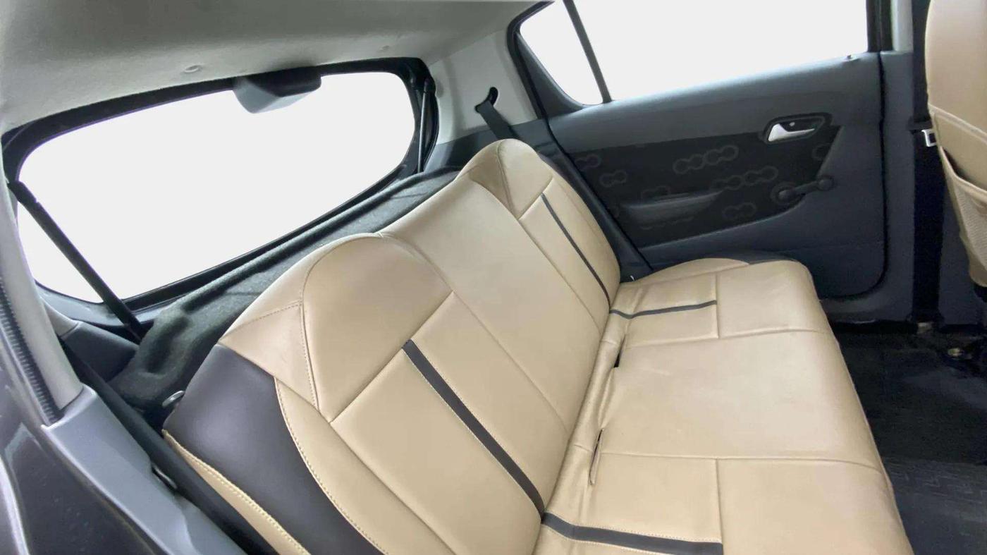 2016 Maruti Alto 800 VXI, Petrol, Manual, 24,496 km, Right Side Rear Door Cabin