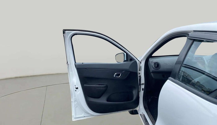 2020 Renault Kwid RXT 1.0 AMT (O), Petrol, Automatic, 37,410 km, LHS Front Door