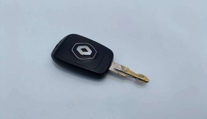 2020 Renault Kwid RXT 1.0 AMT (O), Petrol, Automatic, 37,410 km, Key Close Up
