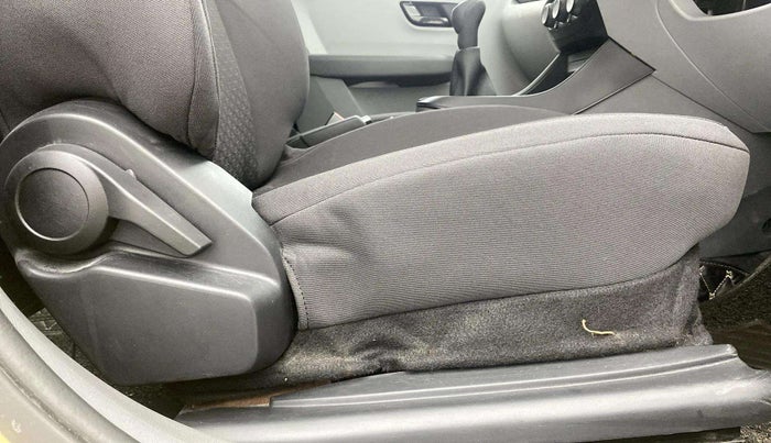 2021 Tata ALTROZ XM PETROL, Petrol, Manual, 25,320 km, Driver Side Adjustment Panel
