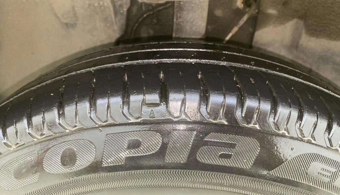 2021 Tata ALTROZ XM PETROL, Petrol, Manual, 25,320 km, Left Front Tyre Tread