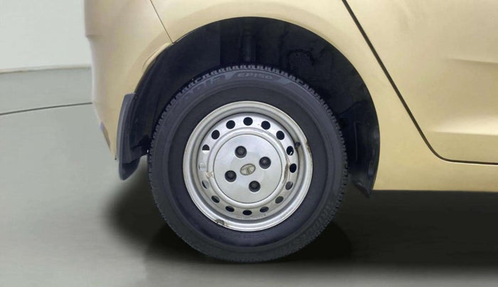 2021 Tata ALTROZ XM PETROL, Petrol, Manual, 25,320 km, Right Rear Wheel