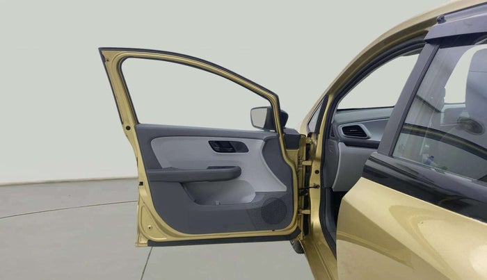 2021 Tata ALTROZ XM PETROL, Petrol, Manual, 25,320 km, LHS Front Door