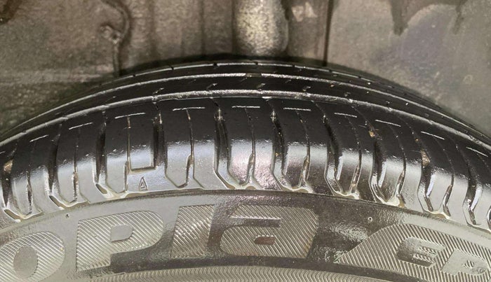 2021 Tata ALTROZ XM PETROL, Petrol, Manual, 25,320 km, Left Rear Tyre Tread