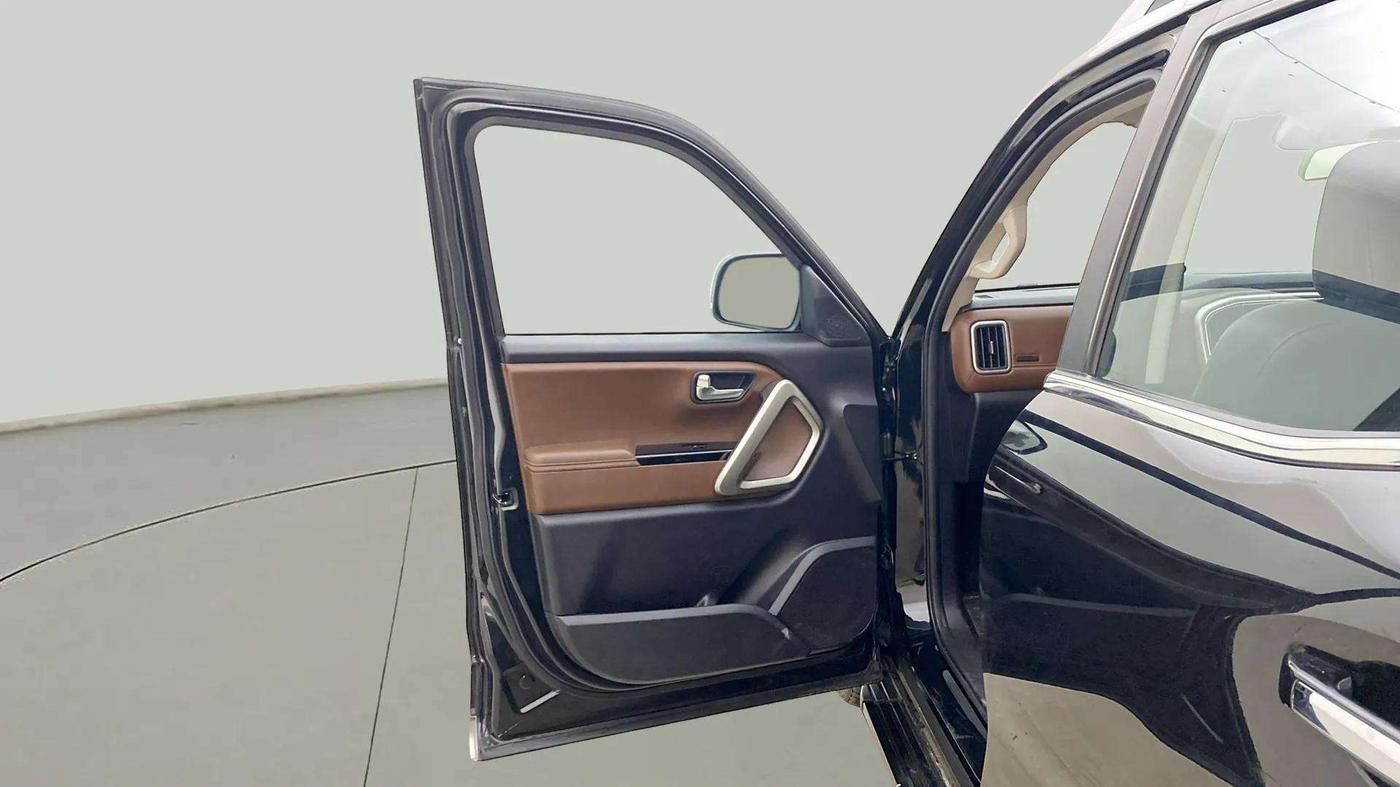 2024 Mahindra SCORPIO-N Z8 L PETROL MT 7 STR, Petrol, Manual, 22,469 km, LHS Front Door