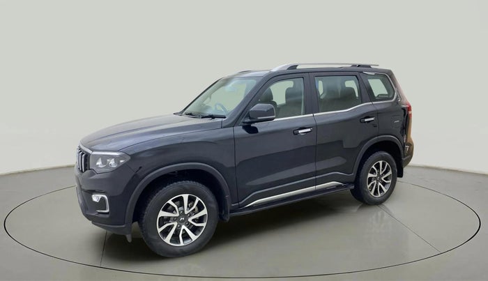 2024 Mahindra SCORPIO-N Z8 L PETROL MT 7 STR, Petrol, Manual, 22,469 km, Left Front Diagonal