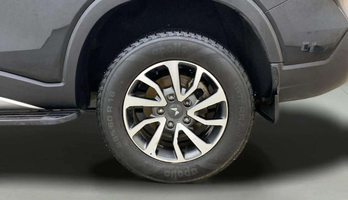 2024 Mahindra SCORPIO-N Z8 L PETROL MT 7 STR, Petrol, Manual, 22,469 km, Left Rear Wheel