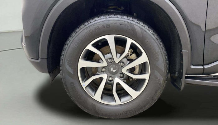 2024 Mahindra SCORPIO-N Z8 L PETROL MT 7 STR, Petrol, Manual, 22,469 km, Left Front Wheel