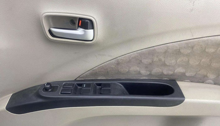 2016 Maruti Celerio ZXI AMT, CNG, Automatic, 68,899 km, Driver Side Door Panels Control