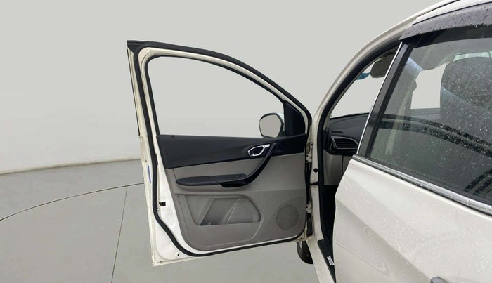 2017 Tata Tiago XZ PETROL, Petrol, Manual, 63,385 km, LHS Front Door