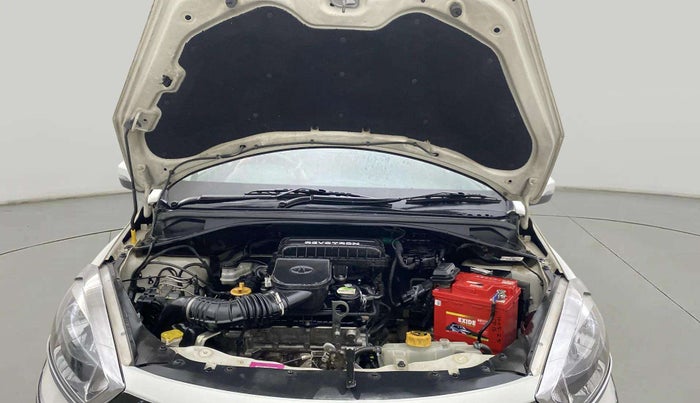 2017 Tata Tiago XZ PETROL, Petrol, Manual, 63,385 km, Open Bonet